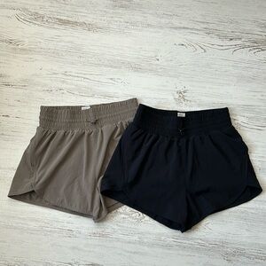 Bundle of 2 Target All In Motion Flex Woven High Rise Shorts 3”